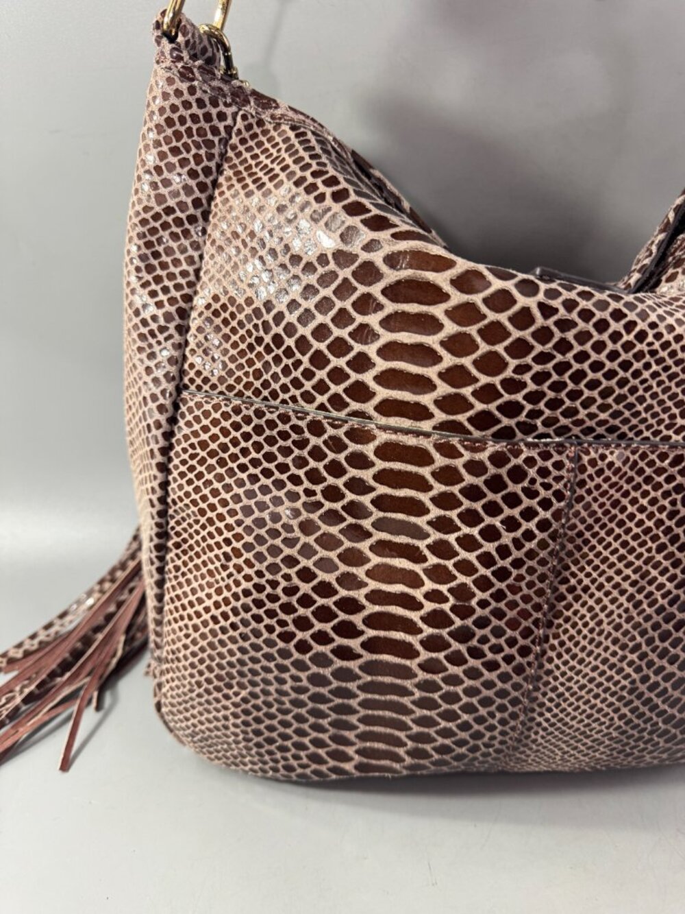 NWOT G.I.L.I Sienna Cobra Brown Leather Stirrup Fringe Hobo Bag - Picture 6 of 15
